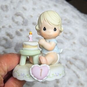 Precious moments growing in grace age 1 Figurine